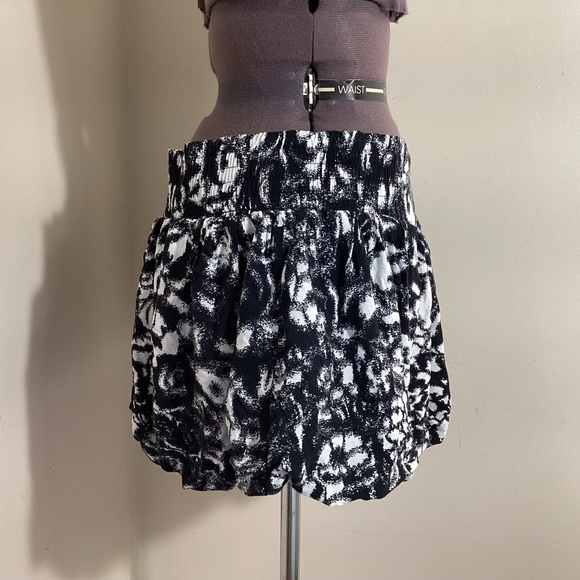 Rainbow Y2K Bubble Hem Micro Mini Skirt Size L - Picture 2 of 11